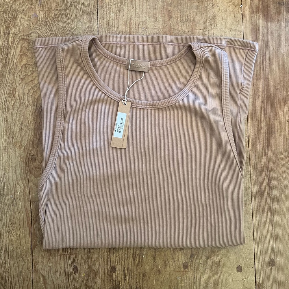 SKIMS Boyfriend Tank (tags)